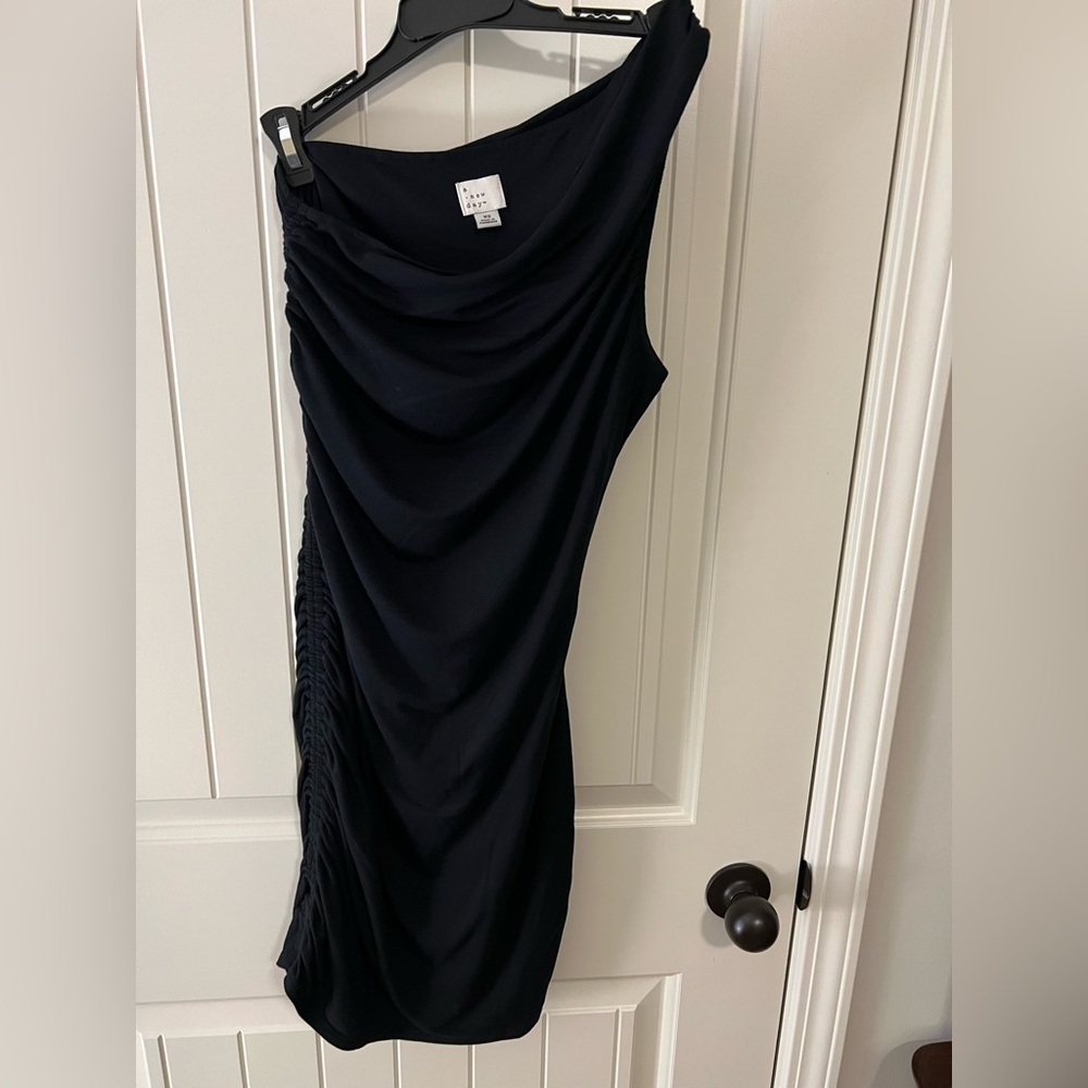 NWOT Black one shoulder mini dress size xs